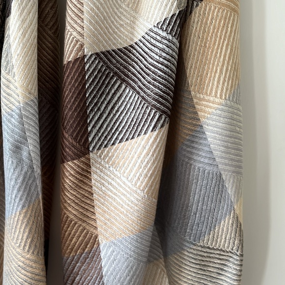 Women’s Beautiful Scarf/Wrap from Talbots - Picture 4 of 5